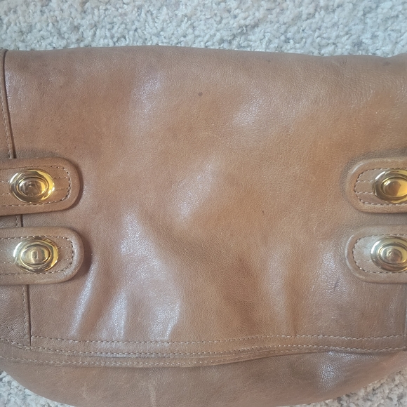 SHIH Leather Crossbody - Picture 3 of 6